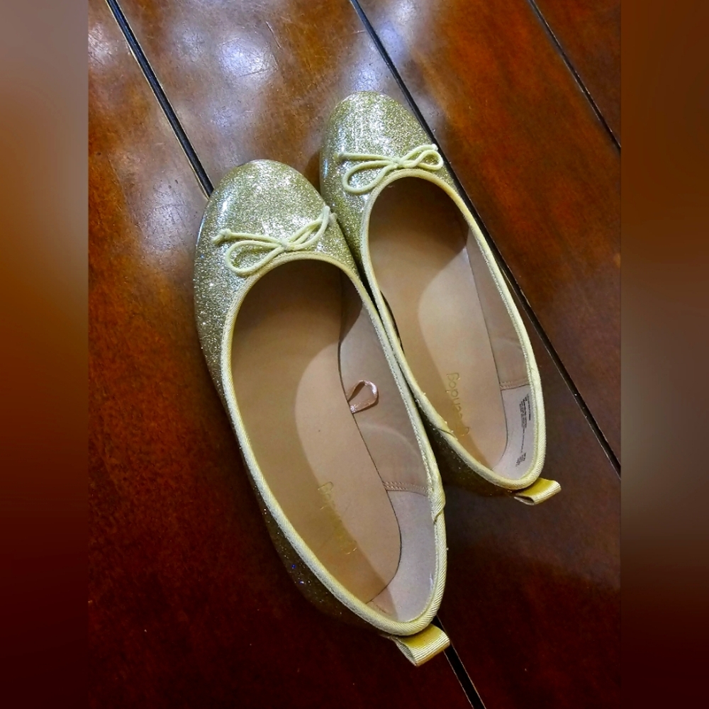 Greendog toe flat shoes